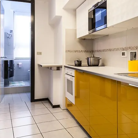 Duomo Luxury House 9 Pax * מילאנו