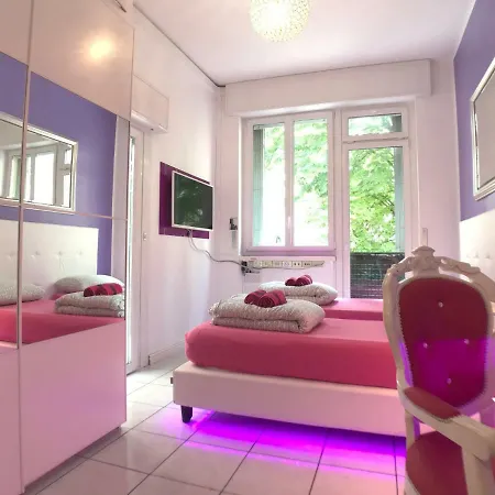 Дом отдыха Duomo Luxury House 9 Pax Милан